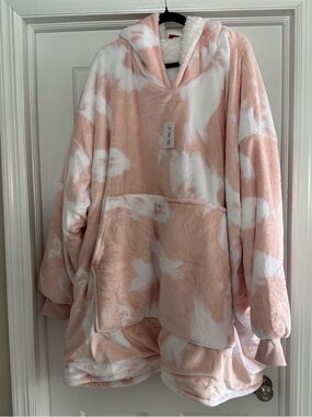 Cozy Pink Tie-Dye Hooded Kids Pajama Pullover